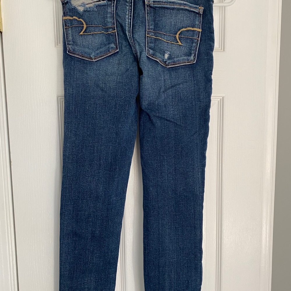 distressed medium wash high waist jeans - Picture 2 of 5